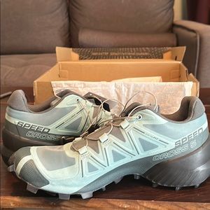 Women’s Salomon Speedcross 5 trail running shoes